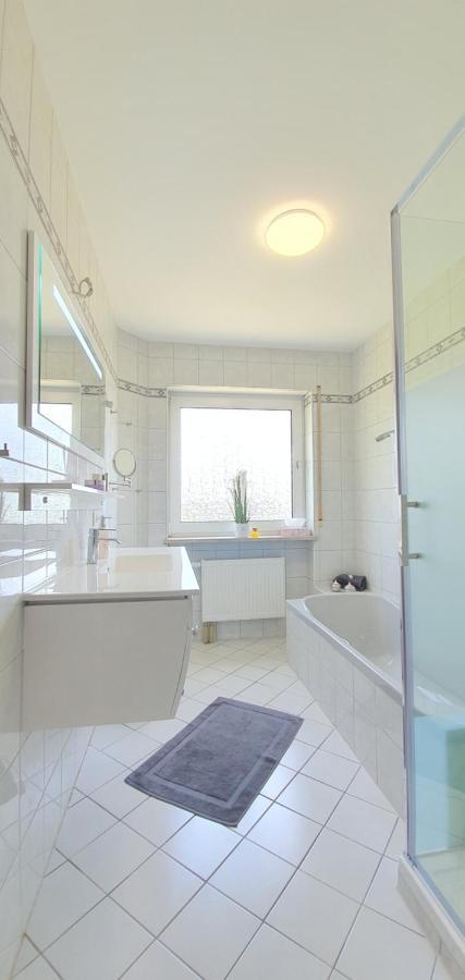 Moderne Ferienwohnung Mit Eigenem Garten Und Traumhaften Blick Wilhelmsthal 외부 사진