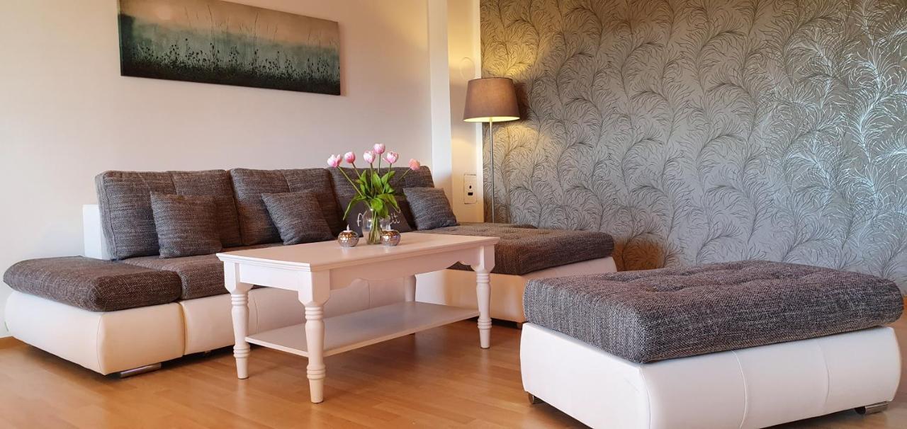 Moderne Ferienwohnung Mit Eigenem Garten Und Traumhaften Blick Wilhelmsthal 외부 사진
