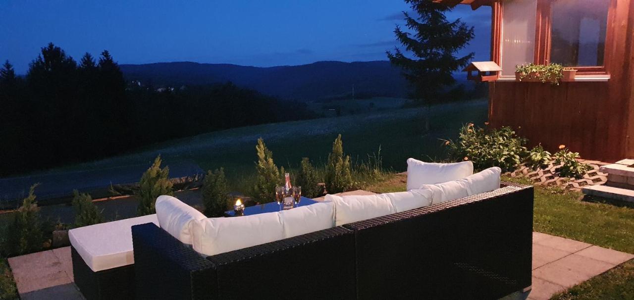 Moderne Ferienwohnung Mit Eigenem Garten Und Traumhaften Blick Wilhelmsthal 외부 사진